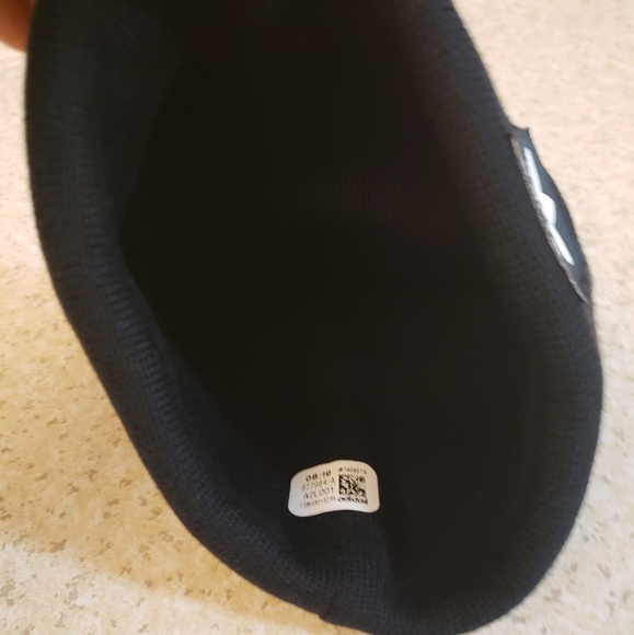 Adidas beanie - Picture 2 of 2